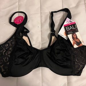 NWT Bali Minimizer Underwire bra
